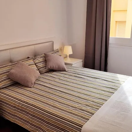 A 200 M De La Playa Con Vista A La Piscina Y Parking Cubierto Gratuito Apartment Empuriabrava